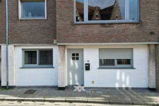 Dit appartement van ca. 125 m² bevindt zich in het hart van Heusden, op een toplocatie met een uitstekende mobiscore van 8,2. Dankzij de nabijheid...