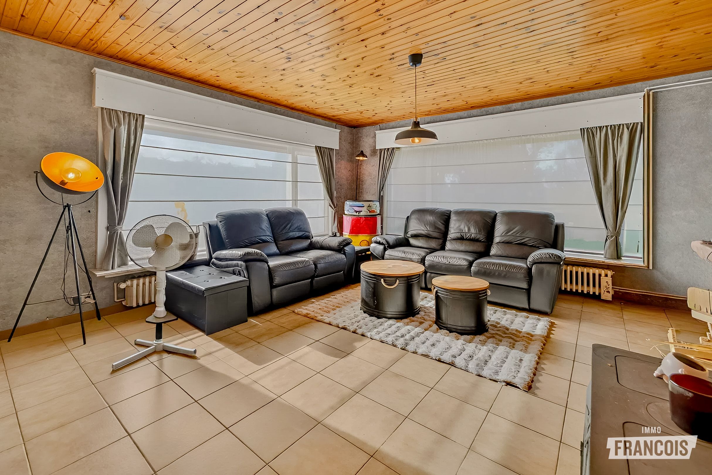 Rustig gelegen vrijstaande bungalow met ruime tuin in Houthulst te koop! - foto 3
