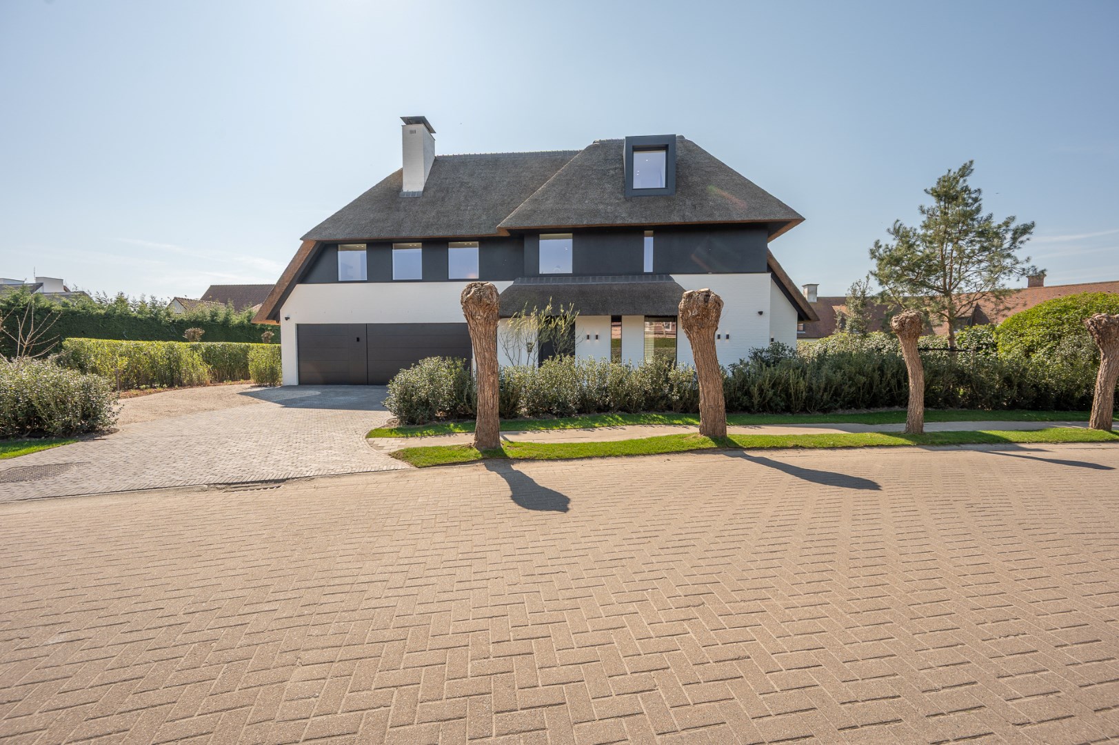 House for sale in Knokke-Heist with 5 bedrooms - photo 1