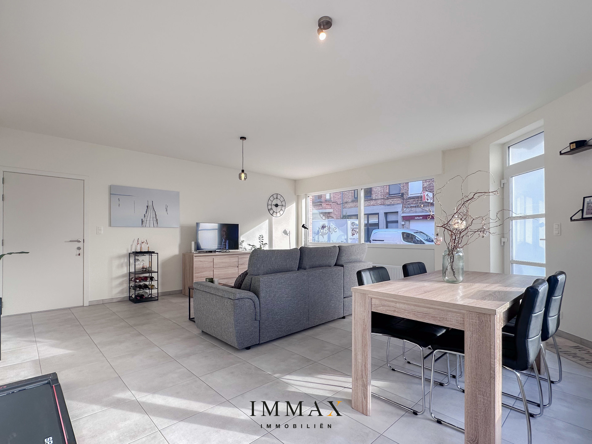 Instapklaar appartement met 2 slaapkamers en garage - foto 4