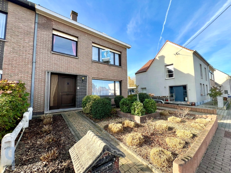 Ruime woning met 4 kamers en garage - photo 2