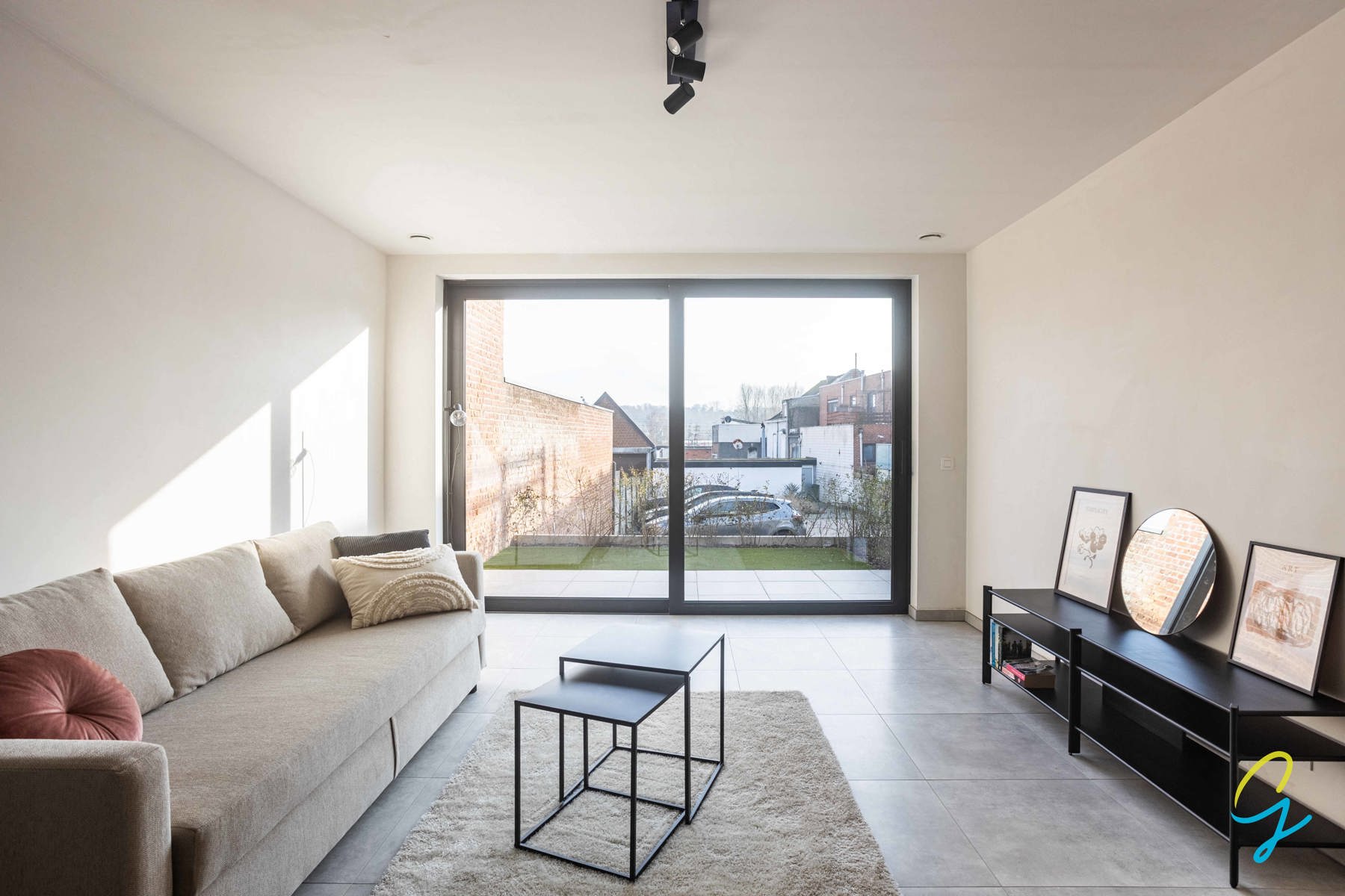 Gelijkvloers appartement met terras en tuin - foto 3