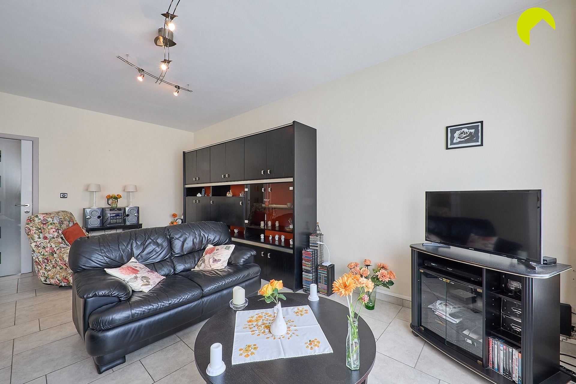 Instapklaar appartement (85m²) met 2 slaapkamers en terrasje - foto 5