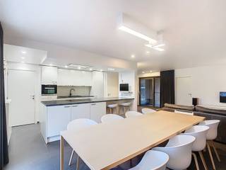 In het hart van Hoegaarden bevindt zich deze nieuwbouw duplex, een ruim en comfortabel appartement.Beneden bevindt zich een eerste slaapkamer die ook...