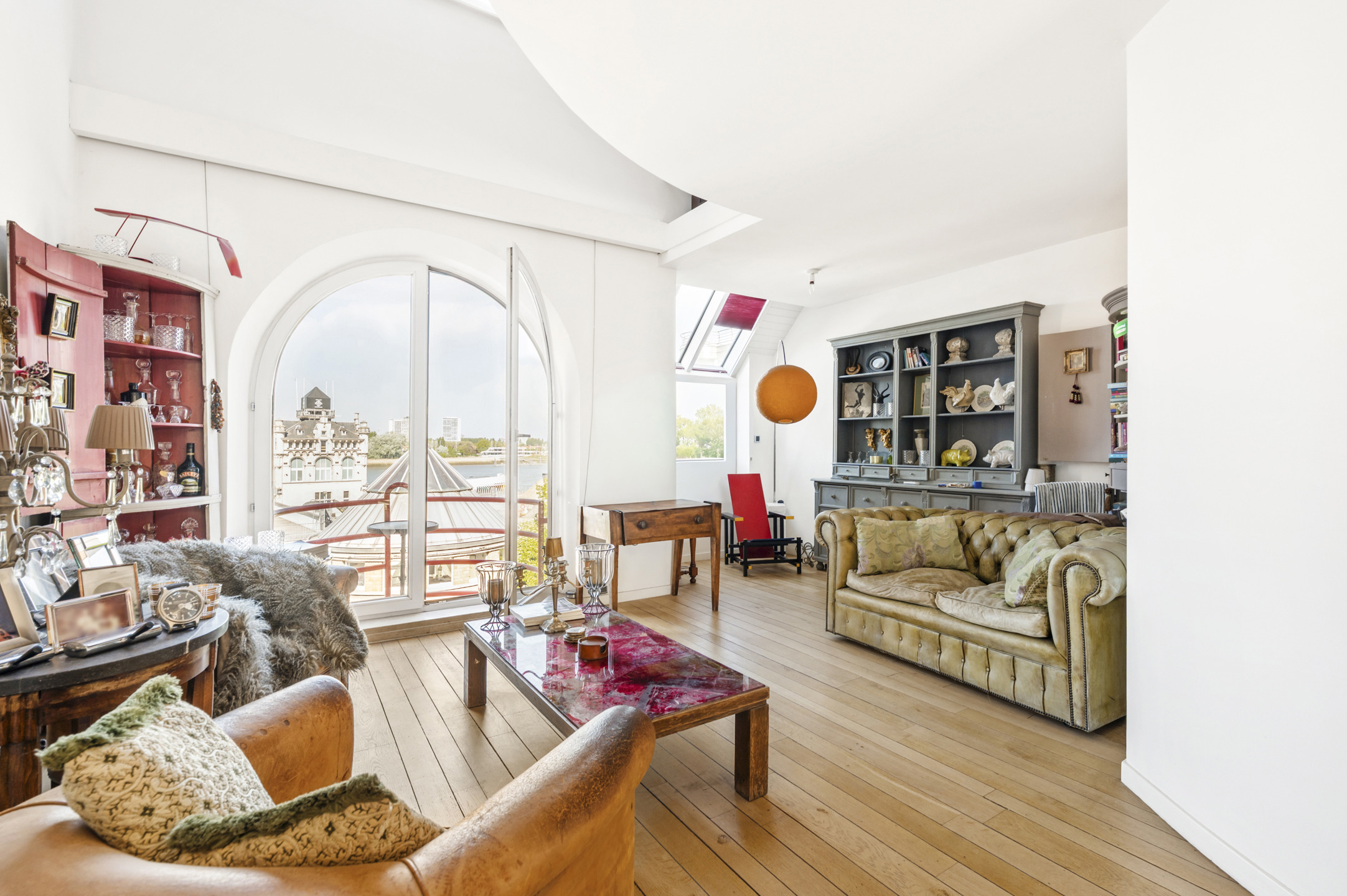 ANTWERPEN-CENTRUM - Appartement met zicht op de Schelde - foto 1