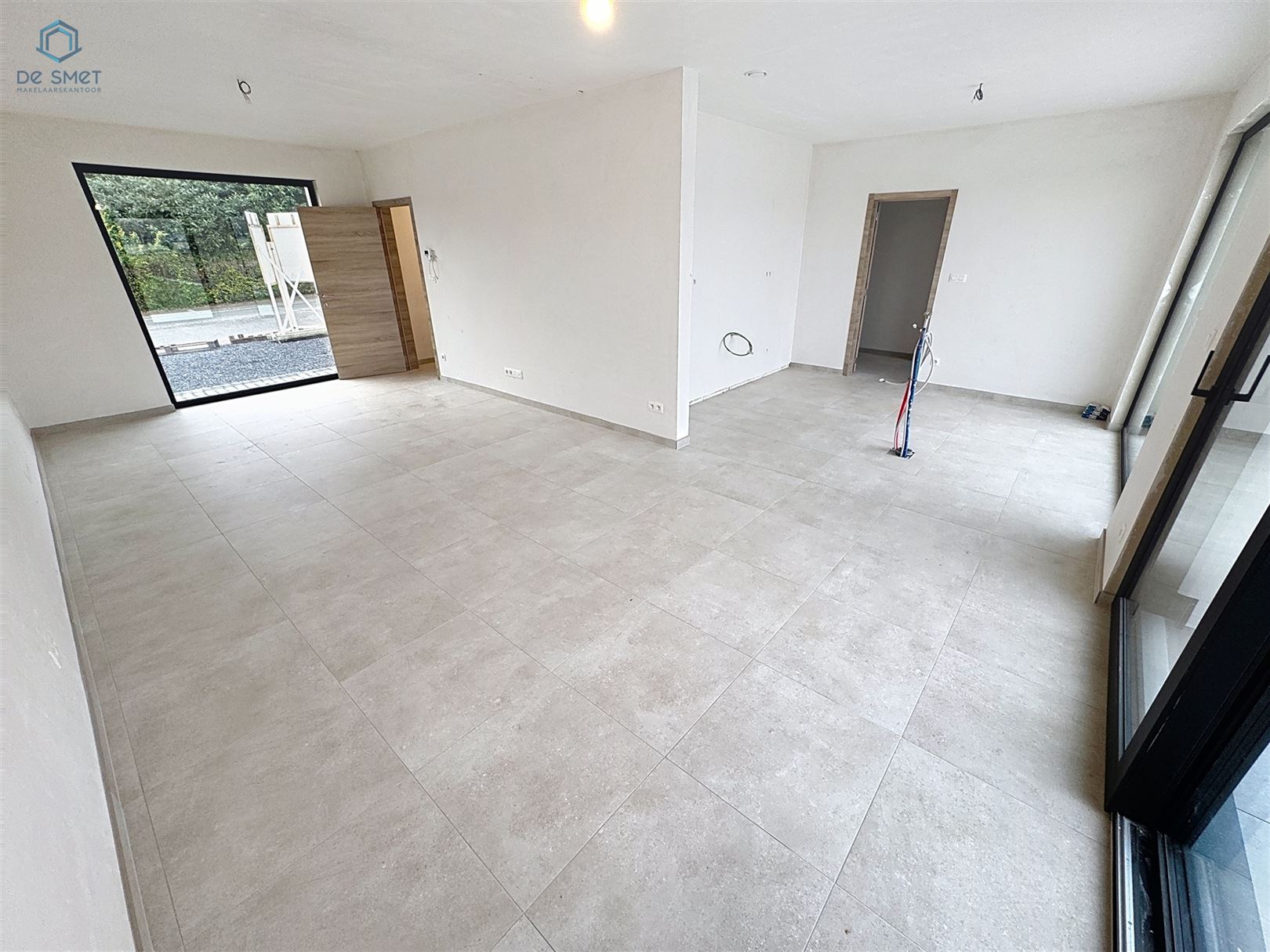 Rustig gelegen, energiezuinige nieuwbouwwoning met 4 slaapkamers en tuin - foto 5