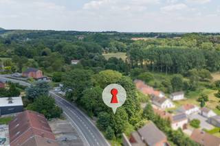 Terrain à bâtir exceptionnel de 7a27ca à Eben-Emael, 4 façades avec une vue unique sur la vallée du geer. Cycliste, randonneur et/ou amoureux de...