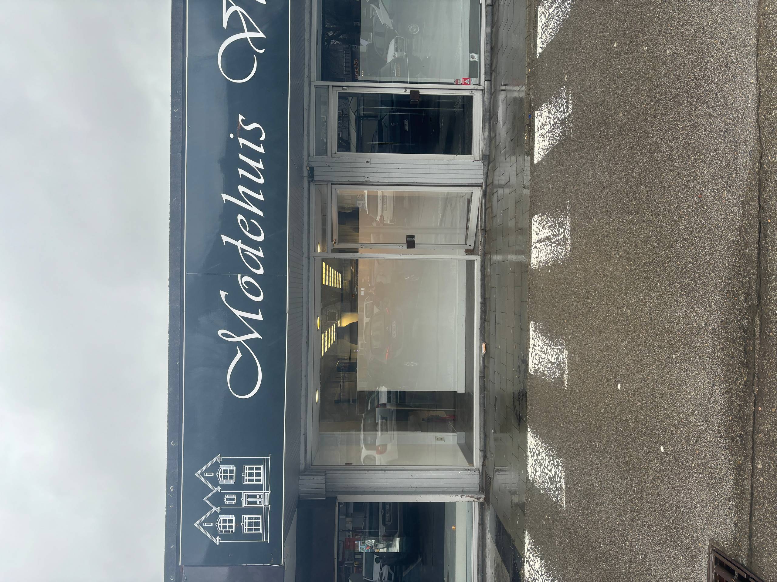 Commercial à louer à Neerpelt - photo 1