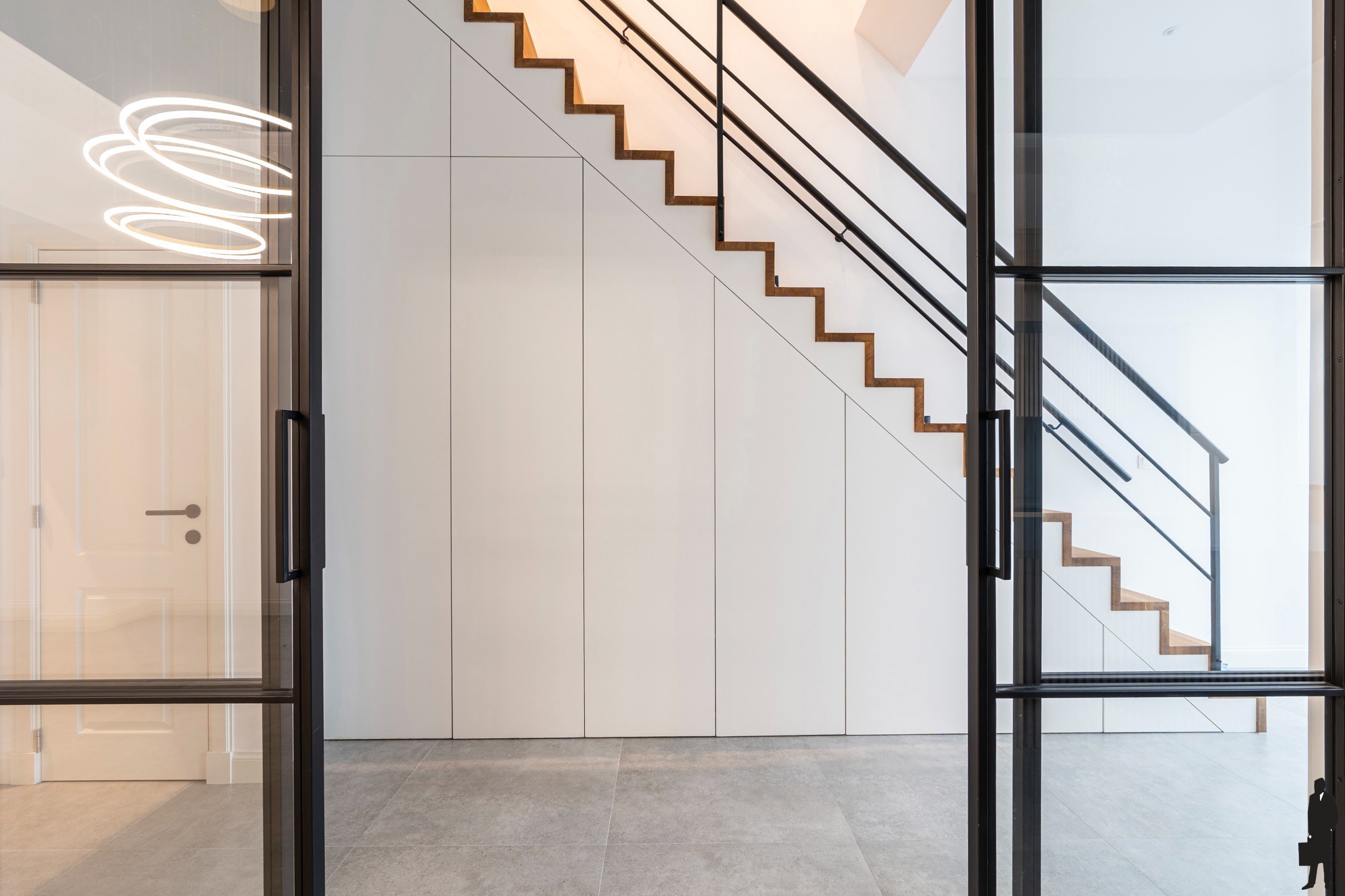 Luxe gerenoveerde woning met 4 slpk, 2 bdk en zonnige tuin - foto 4