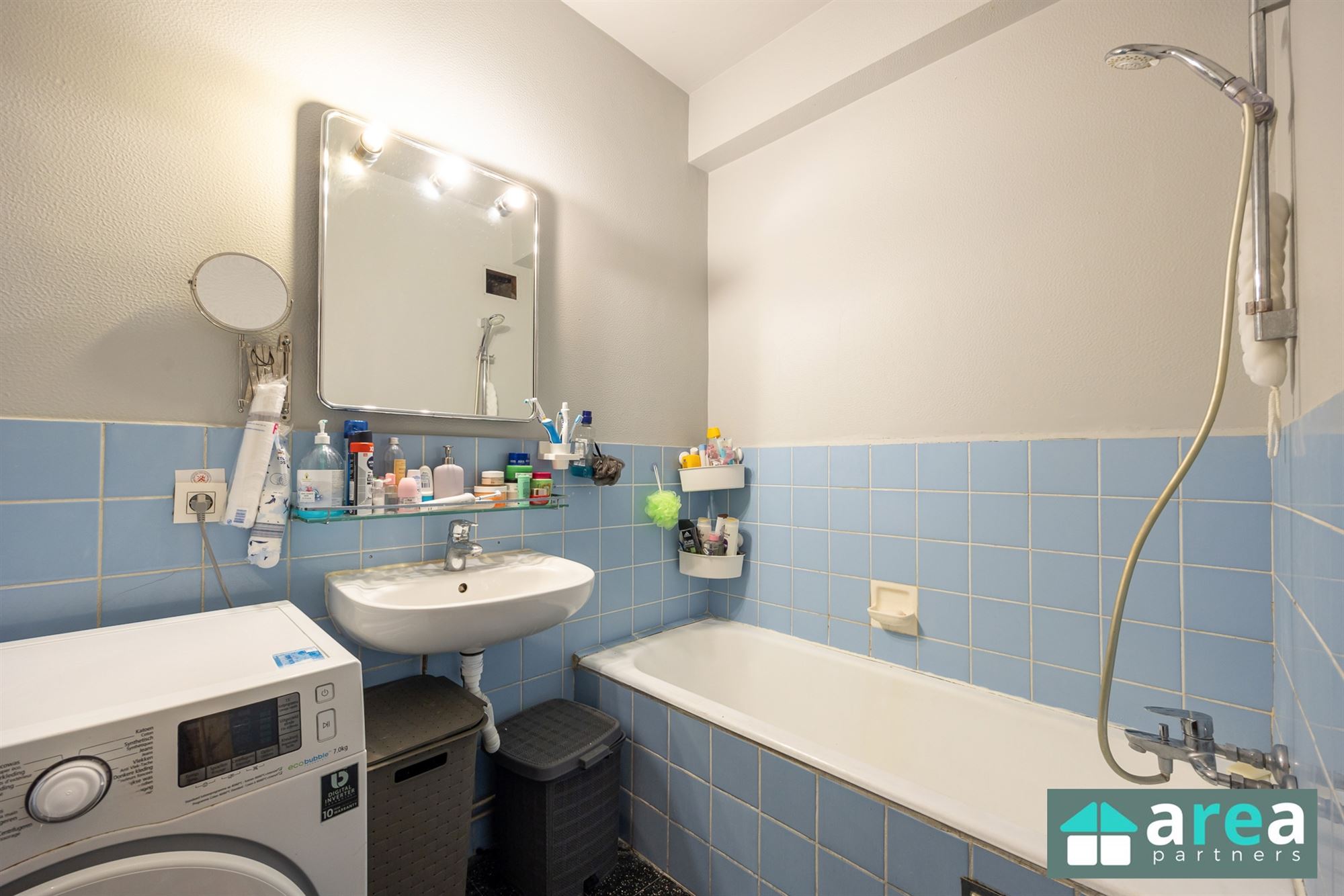 Leuk 2 slaapkamer appartement in gezellige buurt! - foto 5