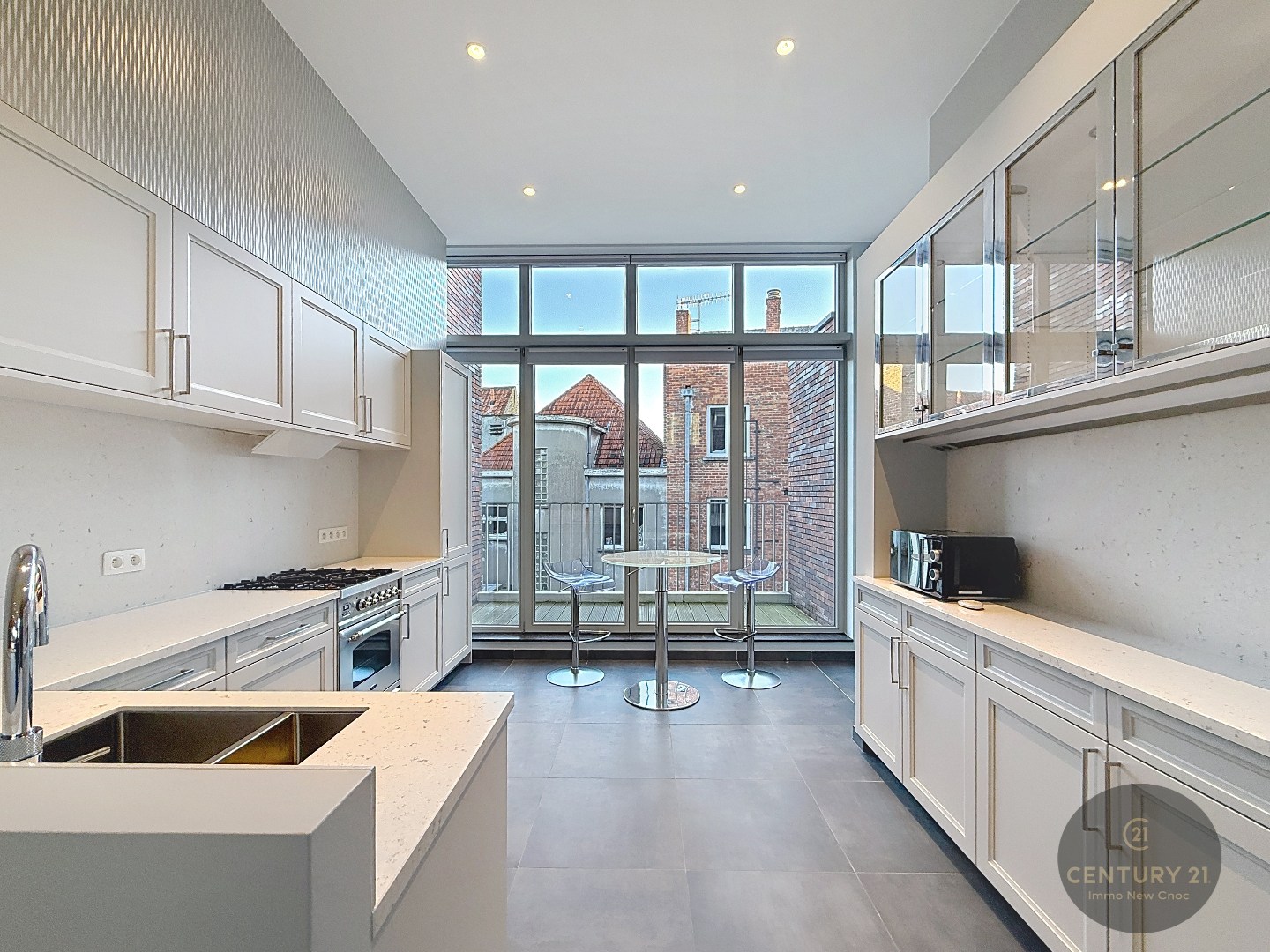 Apartment for sale in Bruges with 3 bedrooms - photo 2