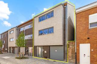 Alweer VERKOCHT op 1e BEZOEKDAG. Contacteer JARI WANTE 0470 211 482 voor een gratis schatting en vrijblijvend gesprek. Deze recente, energiezuinige...