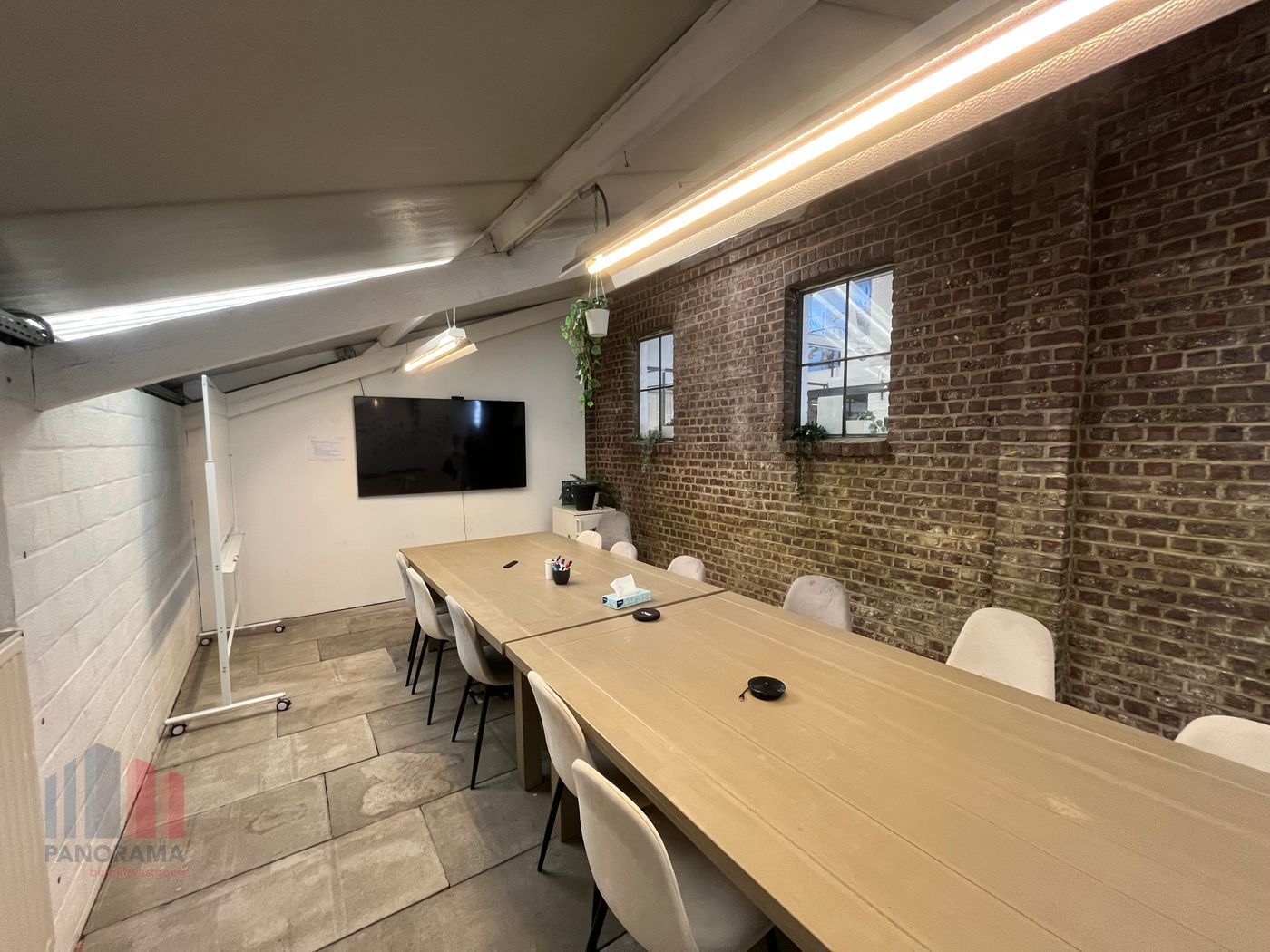 Bureau à caractère industriel et emplacement de choix à Drongen - photo 2