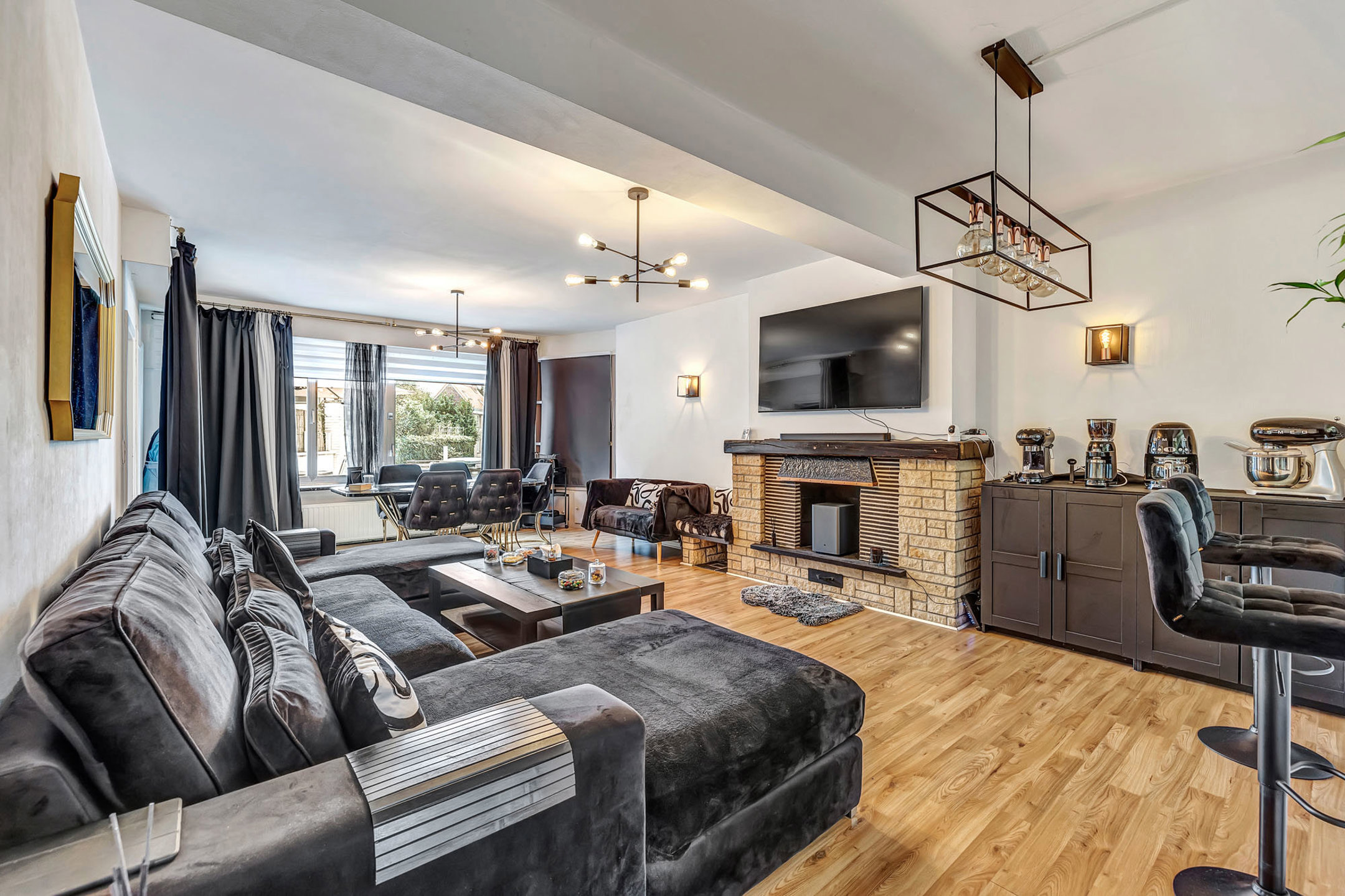 Handelgelijkvloers met app op gunstige locatie te koop - foto 1