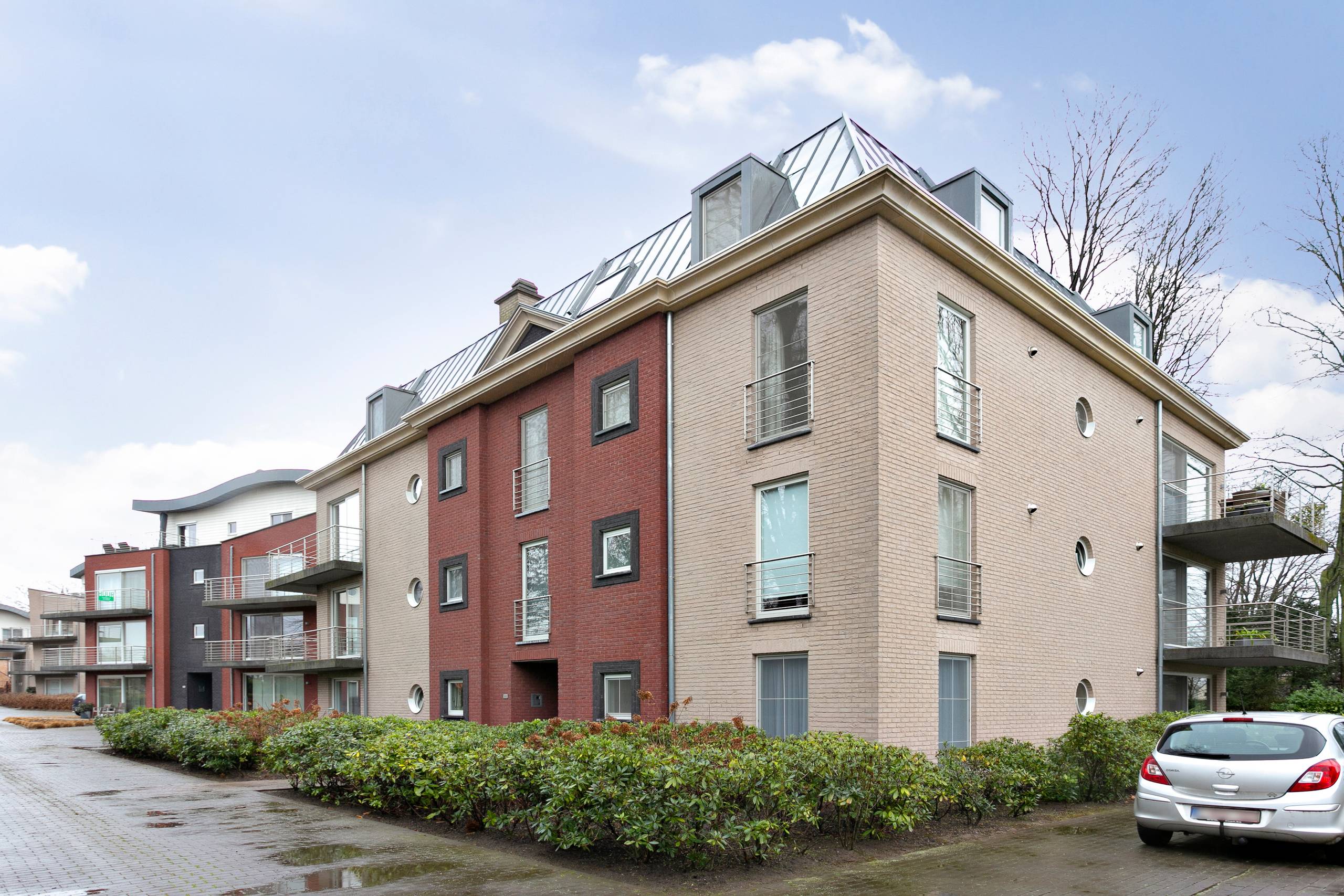 Exclusief gelegen appartement in het centrum van Grobbendonk - foto 1