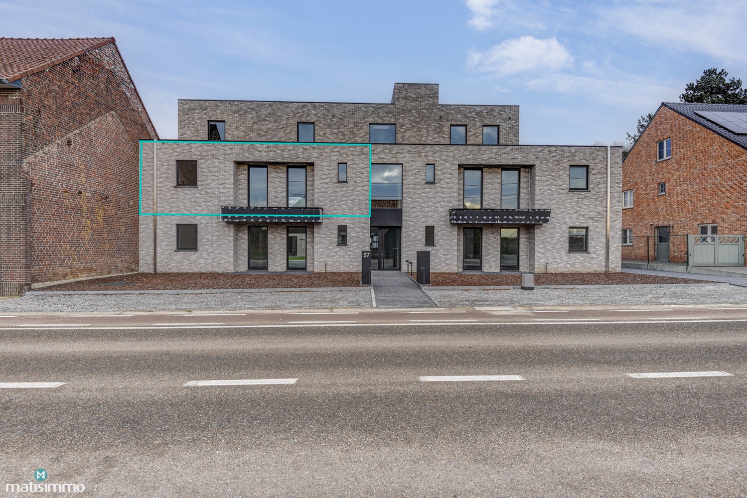 Apartment for rent in Bilzen-Hoeselt with 2 bedrooms - photo 1
