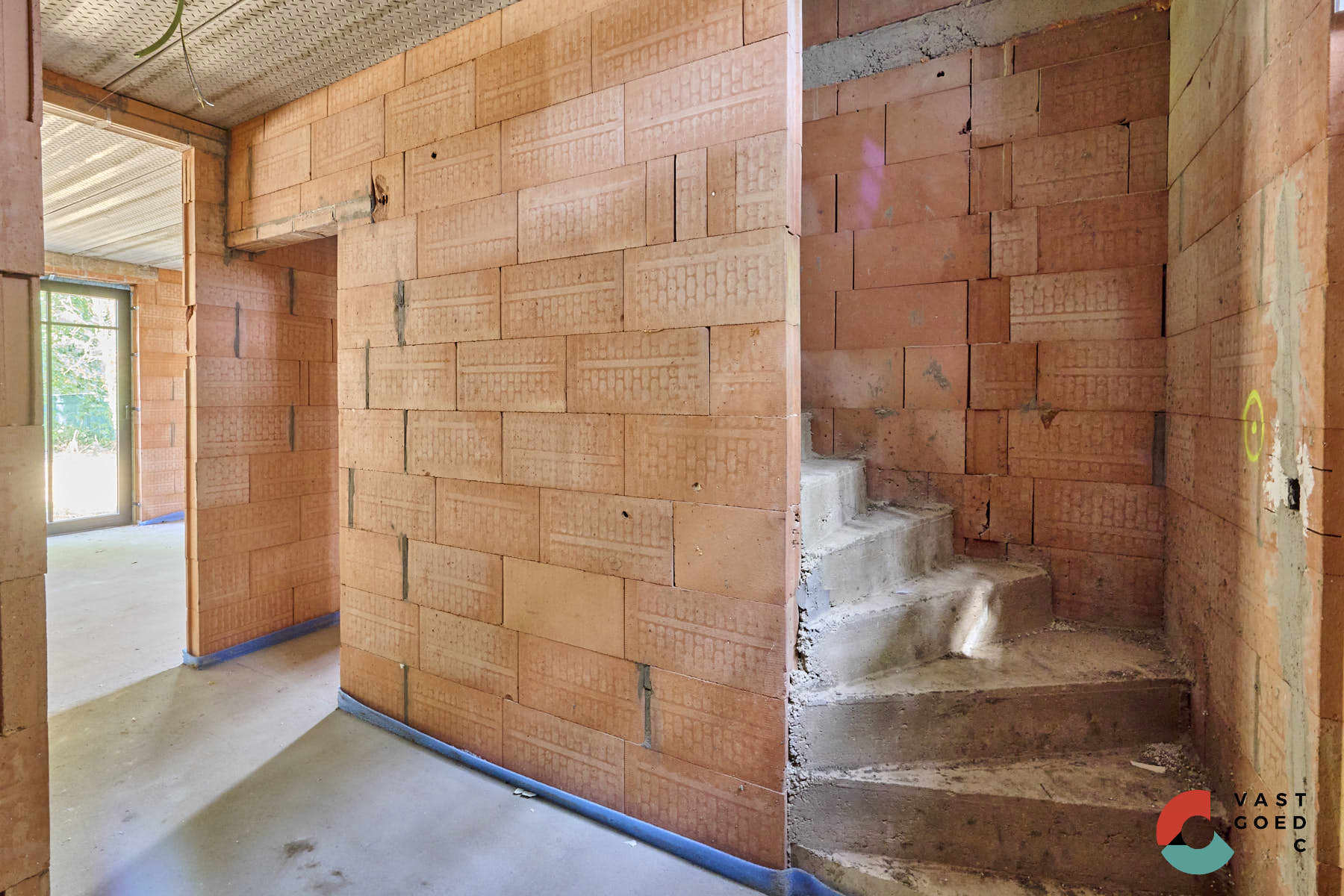 Huis te koop in Genk met 4 slaapkamers - foto 4