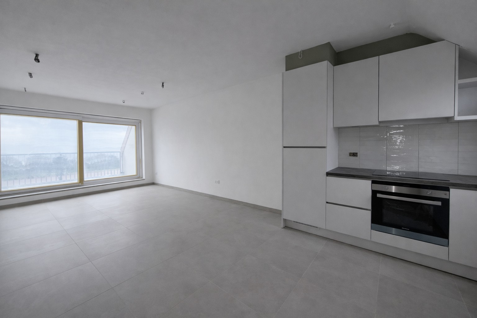 Appartement te huur in Nazareth met 2 slaapkamers - foto 2