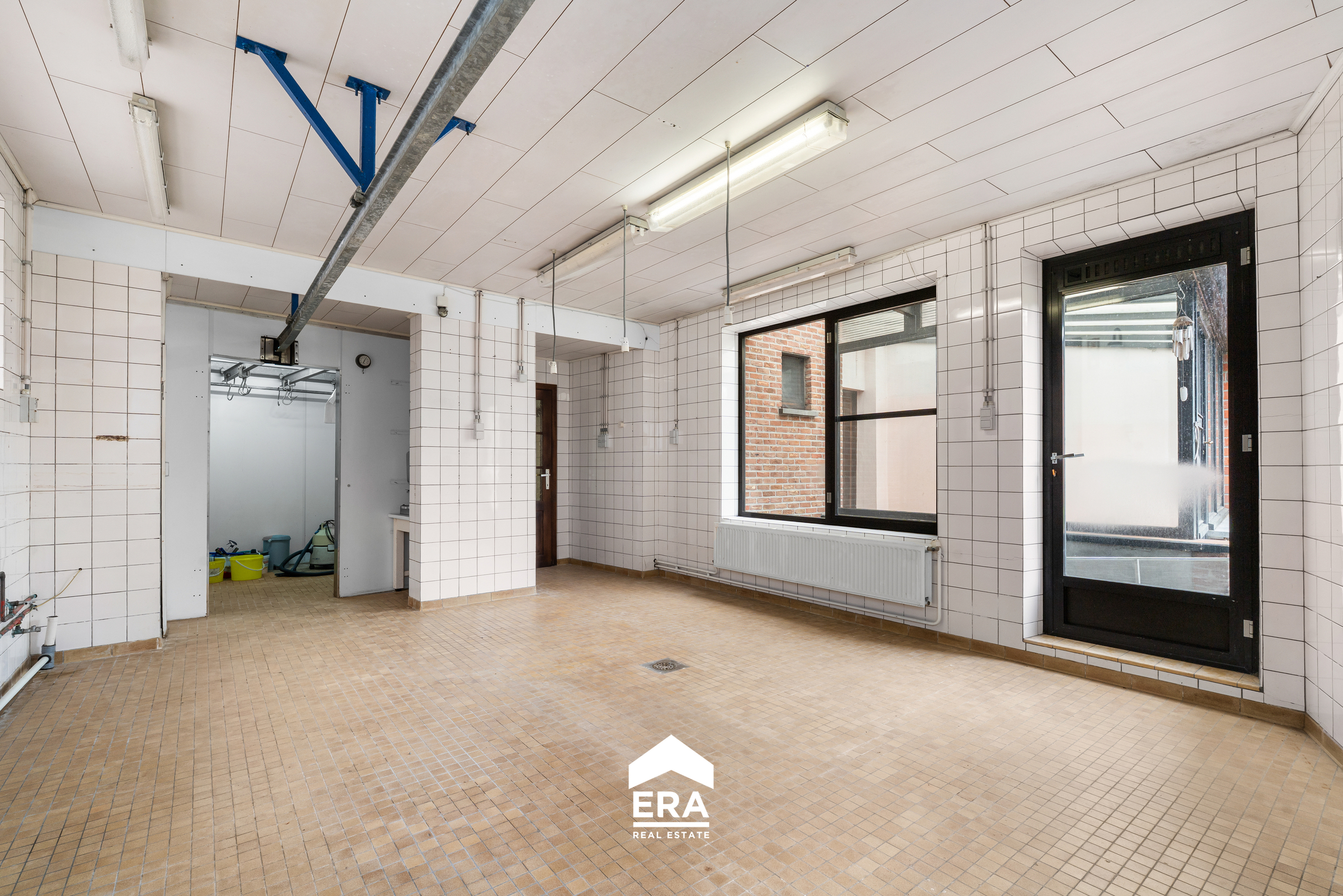 Handelszaak met woonst op toplocatie centrum Zomergem! - foto 4