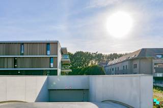 Deze ondergrondse autostaanplaatsen zijn gelegen in de eerste fase van project Blauwpoorte. Deze residentie is rustig en groen gelegen aan het...