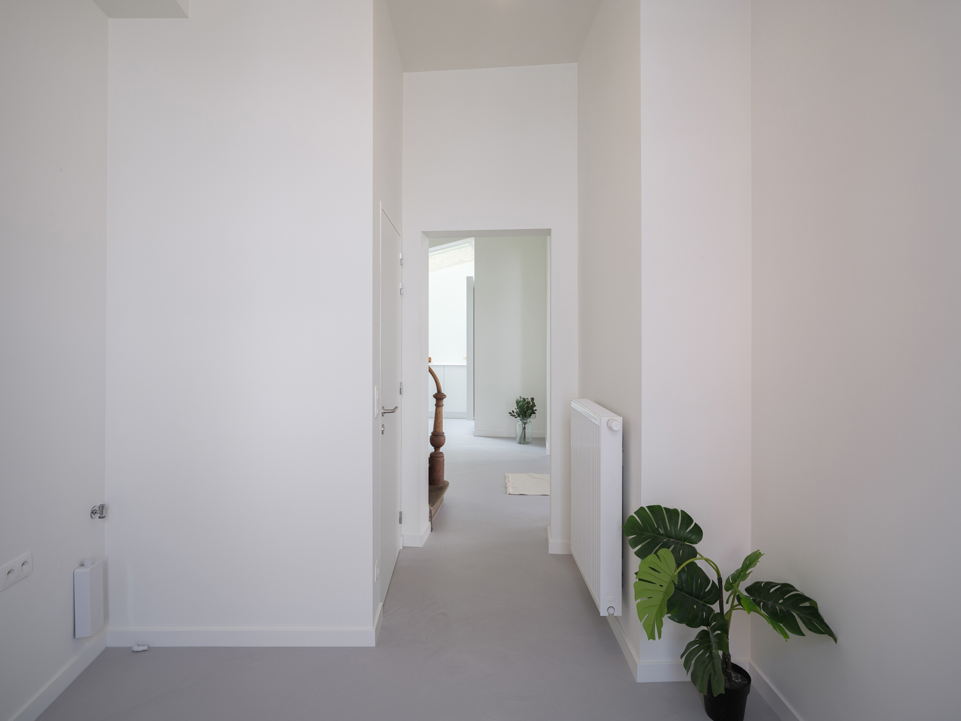 Stijlvol gerenoveerde woning met 3 ruime slaapkamers en kelder nabij station Gent-Dampoort - foto 5
