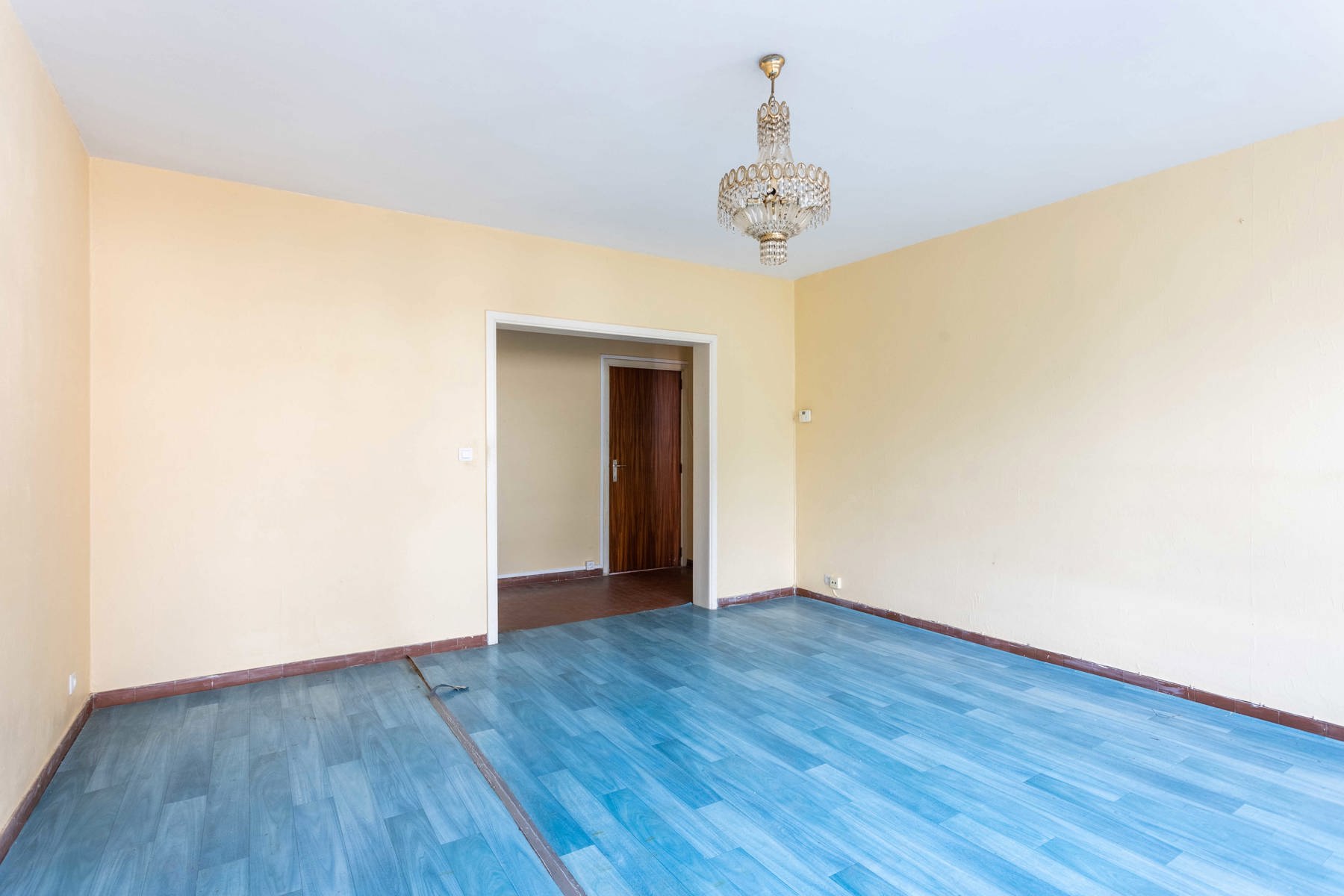 Te renoveren appartement met 2 kamers en garage in Zellik - foto 4