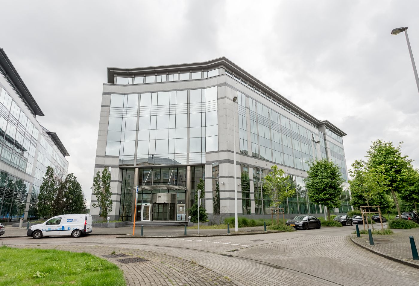 1 732 m² de bureaux de qualité à proximité du R0 - photo 4