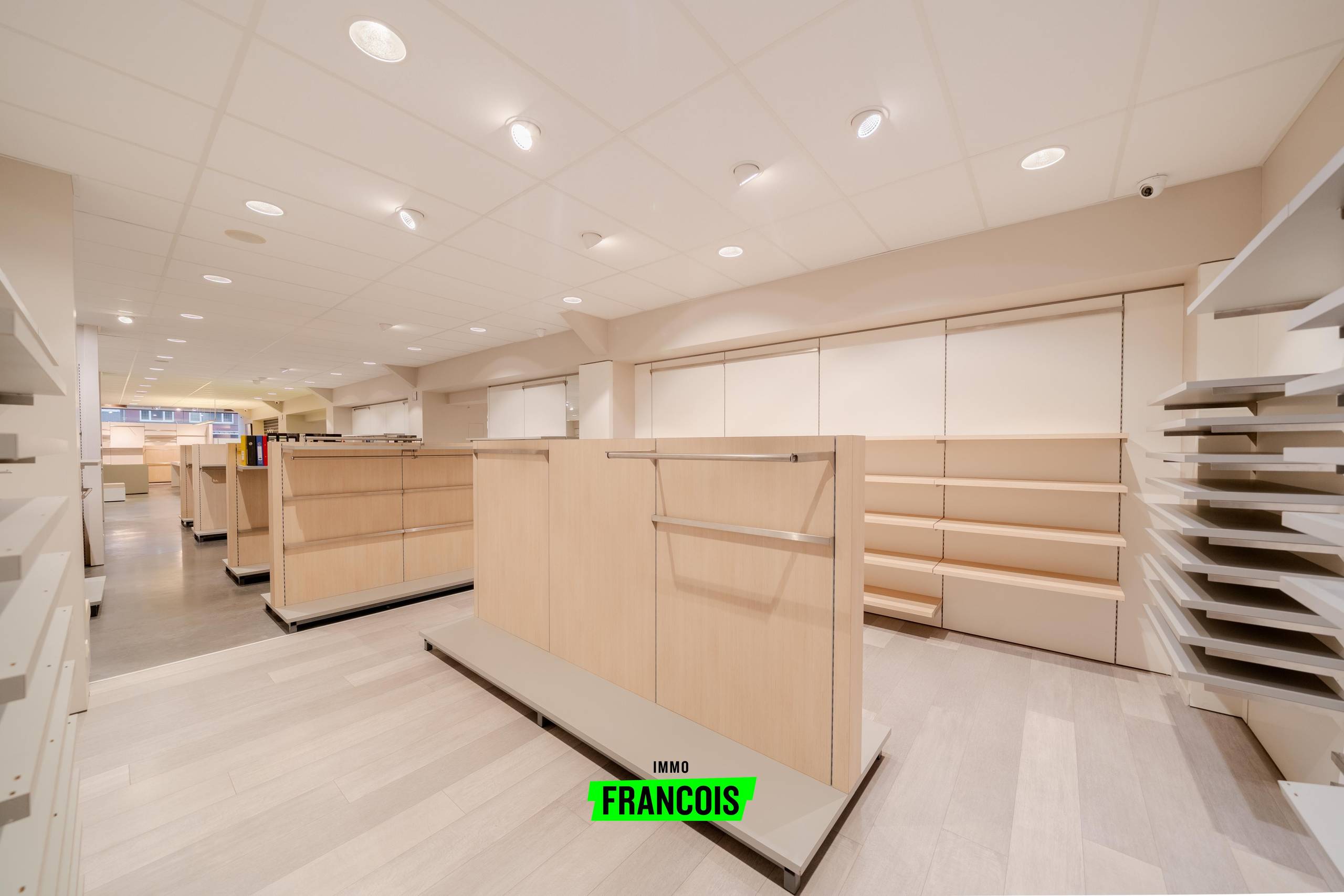 Commercial à vendre à Houthulst avec 3 chambres - photo 3