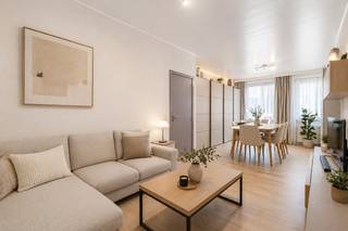 De Panne: 2-slaapkamer gelijkvloers appartement met koer! Dit 2-slaapkamer gelijkvloers appartement bevindt zich in de residentiële Brouwersstraat,...