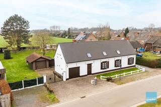 Te koop te Berlare! Landelijke woning op perceel van bijna 15are!Deze grond heeft ook een positief advies van de gemeente voor 2 OB of 2...