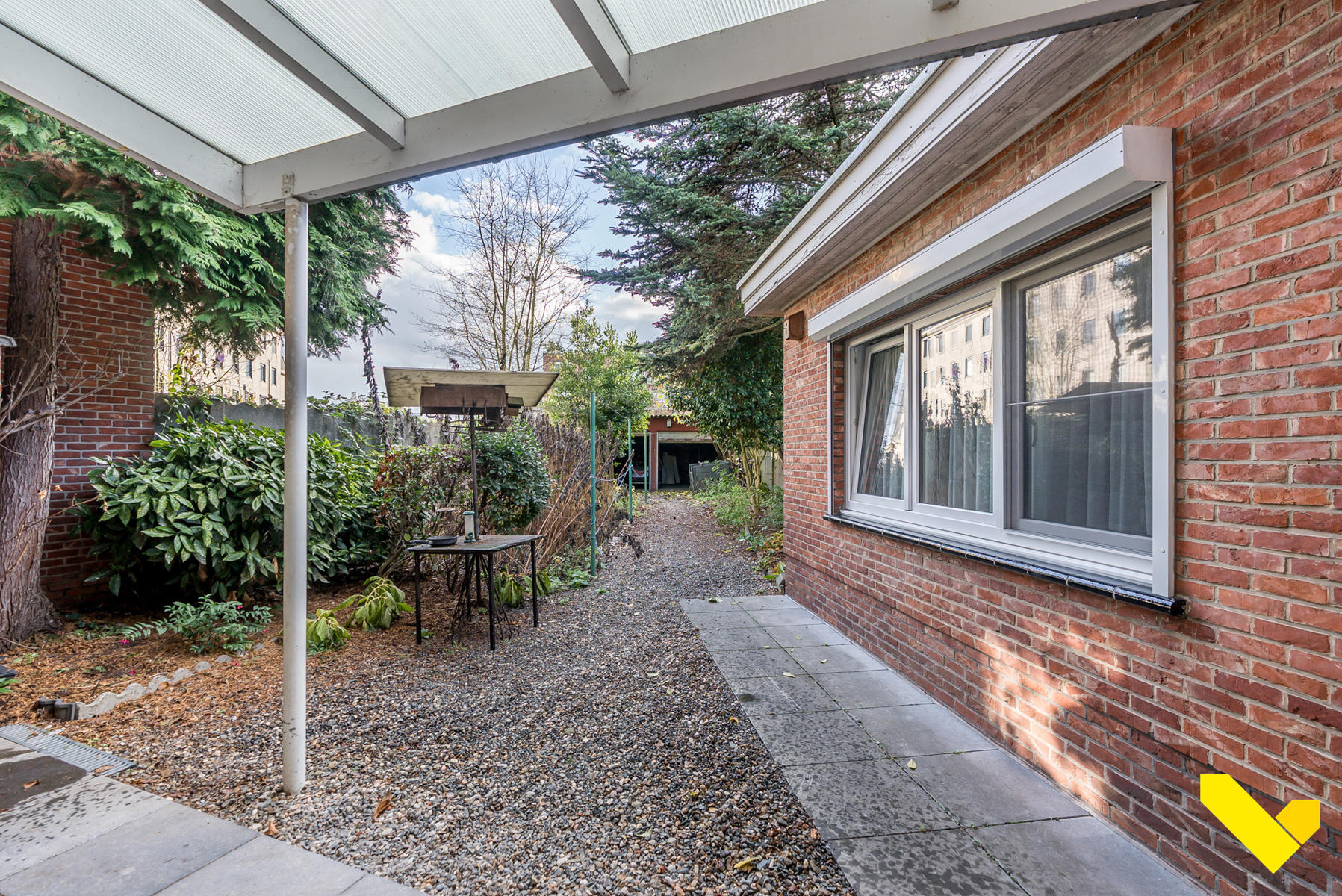 Charmant en ruim gelijkvloers appartement met exclusief gebruik van de tuin - foto 4