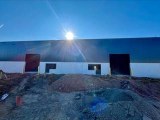 New-Build SME Unit of 1,400 m² for SaleThis warehouse is part of the brand-new SME development "HEIDELO-PARK", located 1 km from the Liersesteenweg...