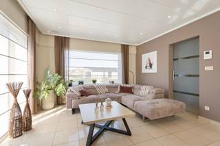 Deze villa is gelegen op een rustige en residentiële locatie in Oostduinkerke-Dorp, op een zuidwest georiënteerd perceel van 1.774 m². Bij...