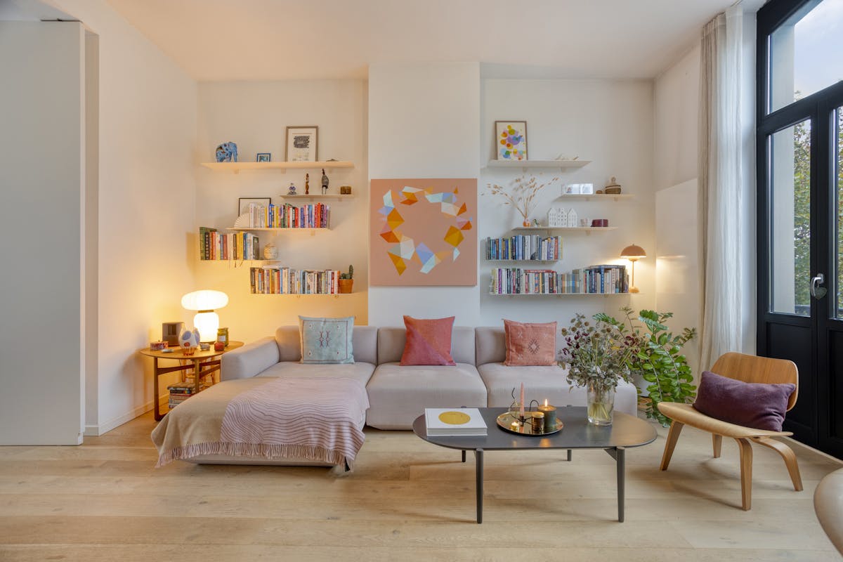 Beautiful renovated apartment for sale in Saint-Gilles - photo 2