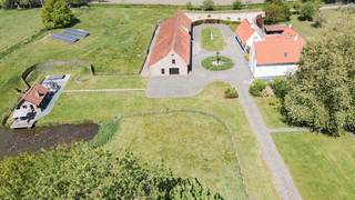 Abdijhoeve - Klein SchoonhoeveIn een idyllische, landelijke omgeving bieden wij u deze eigendom aan, perfect voor wie op zoek is naar ruimte, natuur...