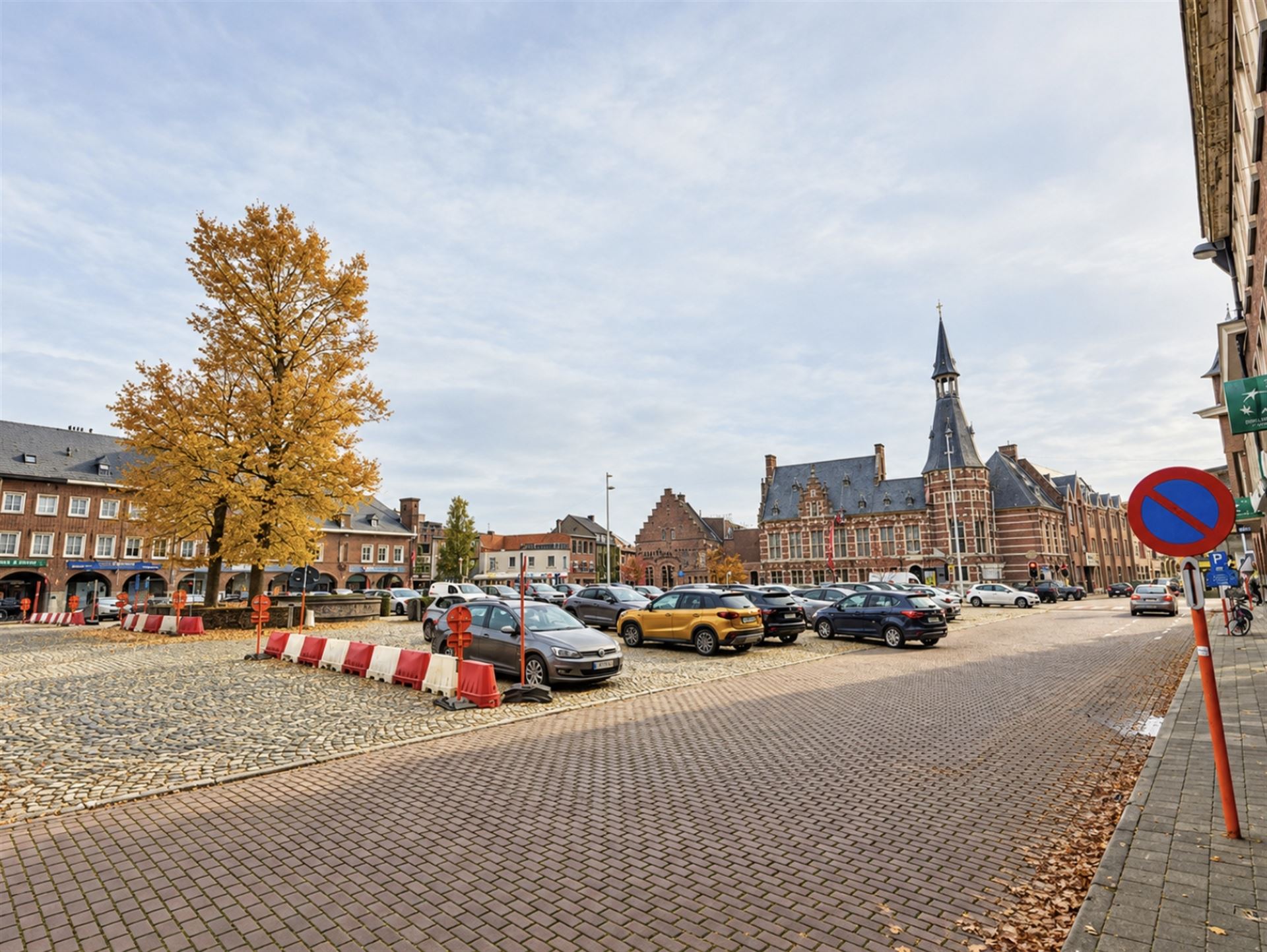 Ruime kantoorruimte te huur op toplocatie in hartje Schoten - foto 2