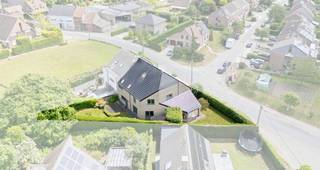 Te koop In Meise : Woning met 4 kamers en 2 badkamer, op wandelafstand van scholen, winkels en openbaar vervoer.Deze instapklare woning biedt...