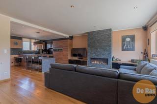 ZONNEGEM - Instapklare gezinswoning met zonneterras en garageInschrijven voor het geplande bezoekmoment kan via de website =>...