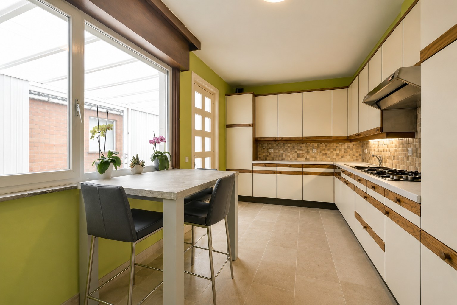 Gezellige woning nabij het centrum van Staden! - foto 5