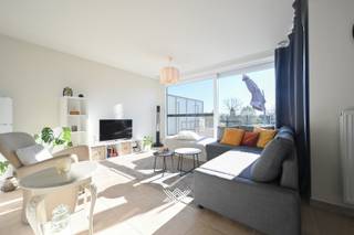 PRAKTISCH: Bezoeken voor deze eigendom verlopen uitsluitend via mijnhuurprofiel.be. Telefoneren om een afspraak te maken is helaas niet...