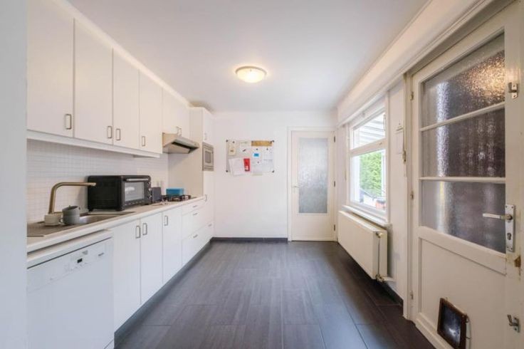 Goed gelegen woning met 3 slaapkamers ! - foto 4