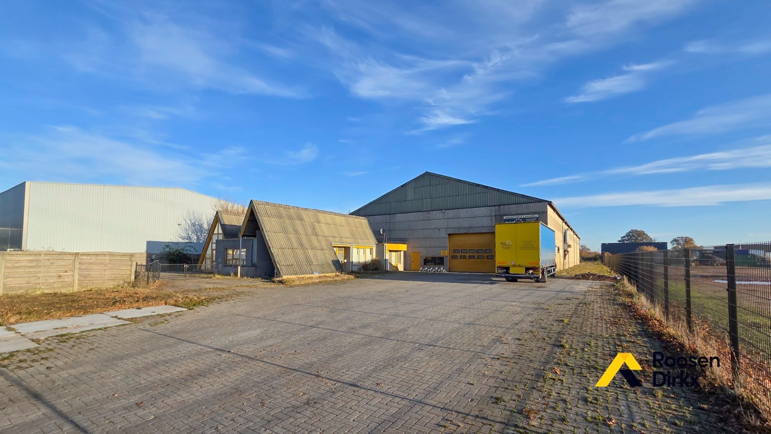 Industriehal met conciërgewoning op ca. 50 are – Bree - foto 4