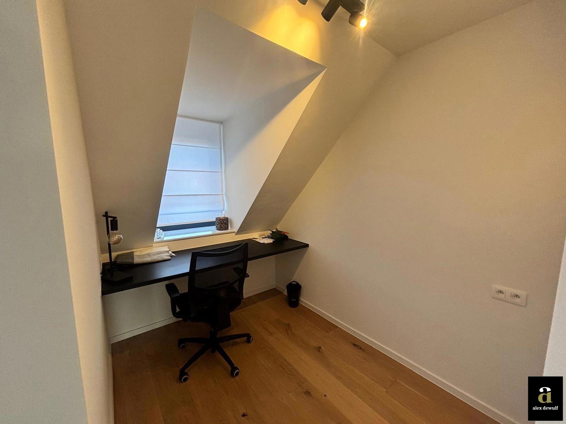 Mooi duplex-appartement met zonnig terras en open zicht  - foto 4