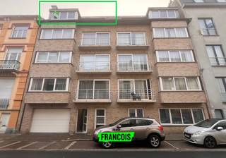 Dit moderne duplexappartement op steenworp van de Grote Markt geniet een centrale ligging in de badstad van Blankenberge. Zo bevindt het...