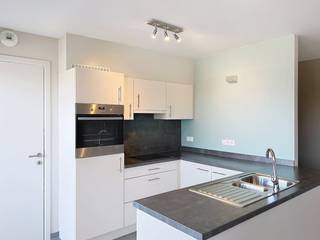 Le moyen le plus rapide pour visiter cet appartement ? Demandez votre visite via le bouton rouge de notre site Web (www.dewaele.com) et vous...