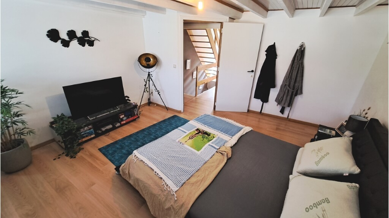 Comfortabele 2-slaapkamerwoning met Terras en Tuintje te koop in Brugge - foto 5