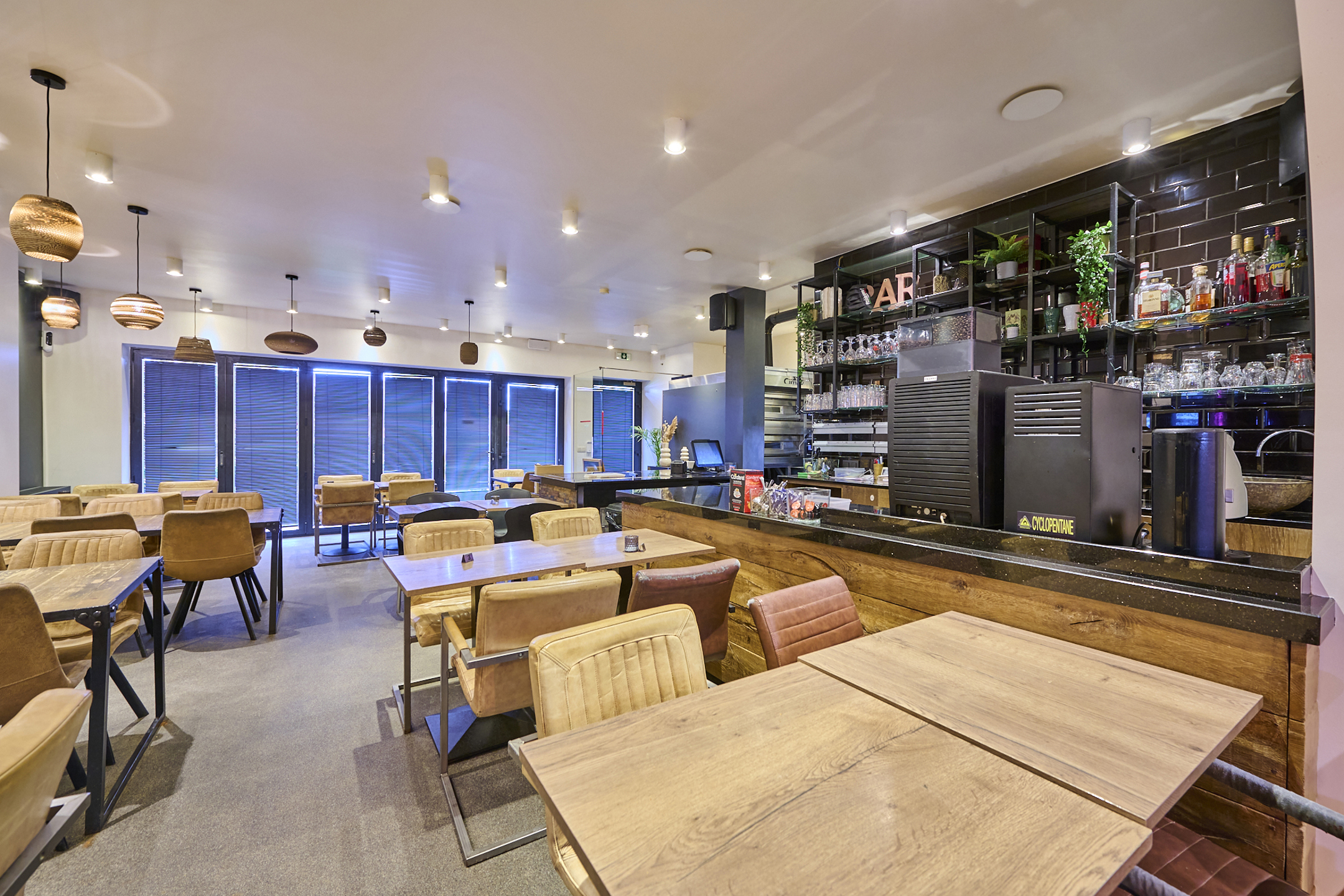 Opbrengsteigendom in het hart van Paal-Beringen - foto 4