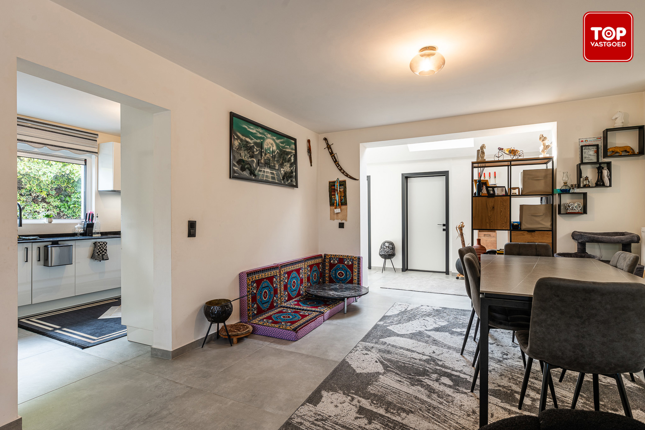 Gerenoveerde open bebouwing met 5 slaapkamers en tuin - foto 5