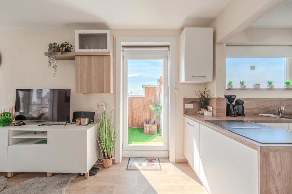 Centraal gelegen 1 slaapkamer appartement met zonneterras - foto 4