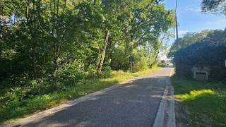 Rustig gelegen perceel bouwgrond van 7a02ca voor open bebouwing. Zuiden vooraan.<br />Perceelsbreedte ±19m.<br />Perceelsdiepte: circa 38m.<br />Bouwbreedte: circa 9m - bouwdiepte: 15m.<br />Dakhelling tussen 0 en 45°. Kroonlijsthoogte: max. 7m20.<br />Geen bouwverplichting. Goedgekeurde verkaveling.<br />Kosten voor opmeting + afpaling en aandeel verkavelingsakte ten laste van koper.<br />Gelegen: Rijmenamsebaan rechts van nr. 11 (lot 2)<br />Stedenbouw info in aanvraag (woongebied - RUP Hart van Keerbergen in zone voor wonen in het groen).<br />Geen risicozone voor overstromingen - perceelscore A.